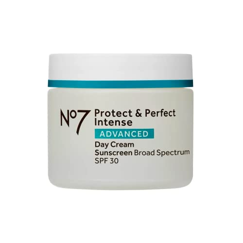 No7 Protect & Perfect Intense Advanced Day Cream SPF 30 No7 Protect & Perfect Intense Advanced Day Cream SPF 30 - Anti-Aging Facial Moisturizer with Anti-Wrinkle Technology - Hydrating Hyaluronic Acid Cream for Radiant Youthful Skin (50ml)